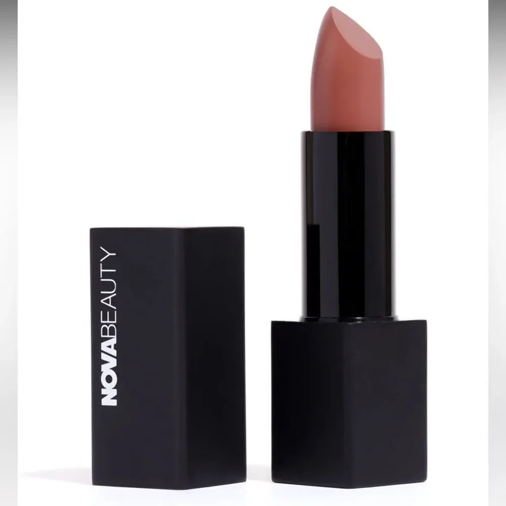 Fashion Nova NOVABEAUTY Perfect Pout Moisturizing Matte Color Pleasure Lipstick